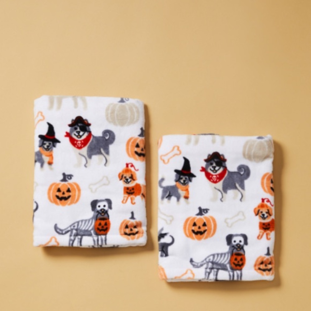 Casaba 2pk 16×28 Velour Dressed Up Pups Hand Towels